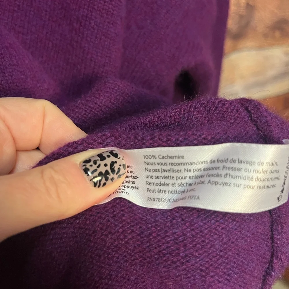 Eileen Fisher Deep Purple 100% Cashmere V-Neck Sweater with Pockets (104) - Picture 5 of 6